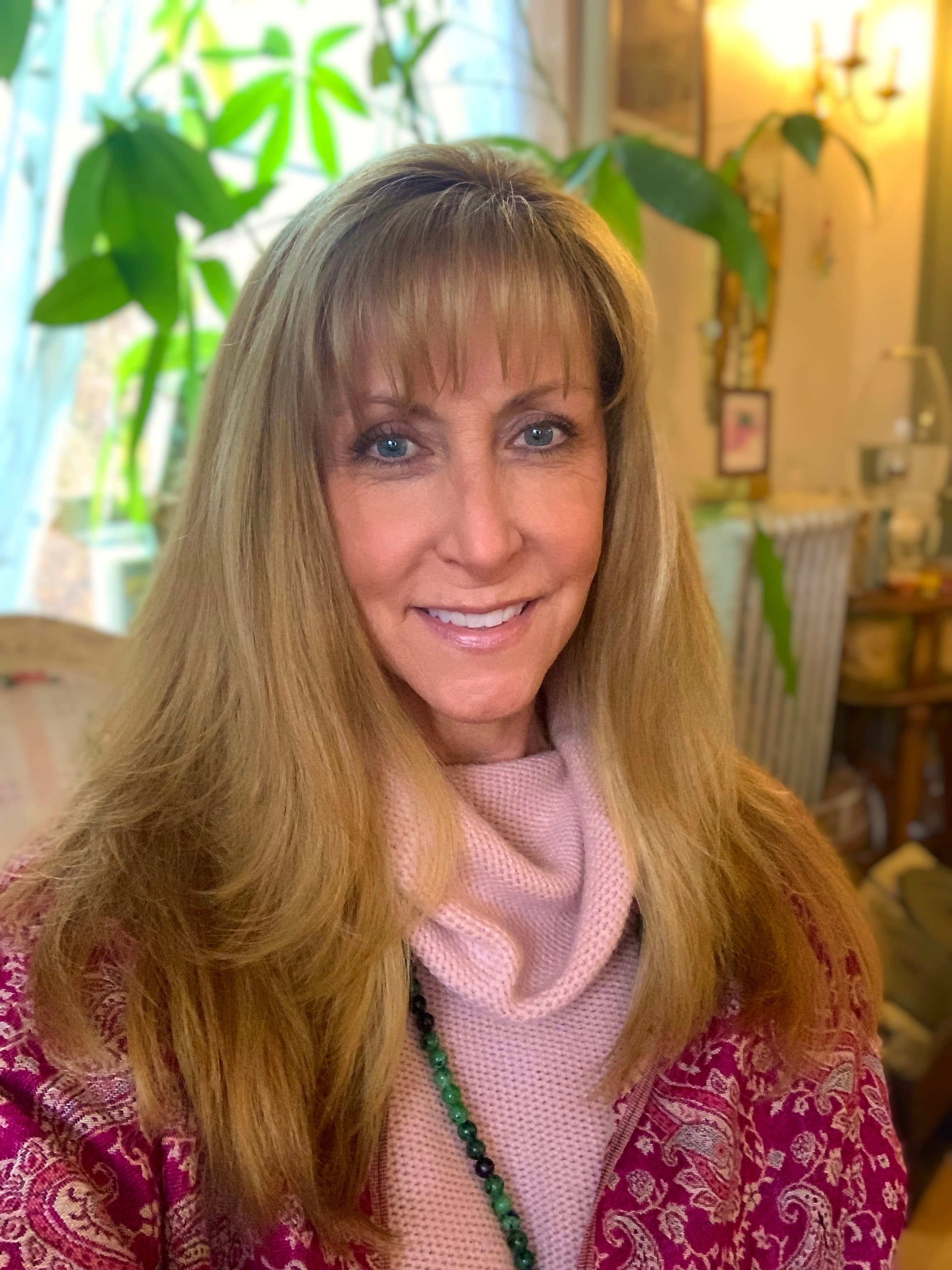 Christina Cox of Mystic Pines Candle Co. Intuitive Healer Reiki Master Personal Growth Mentor Psychic Readings Crystal Master Phoenix Arizona Cave Creek Arizona Buffalo New York Eastford Connecticut